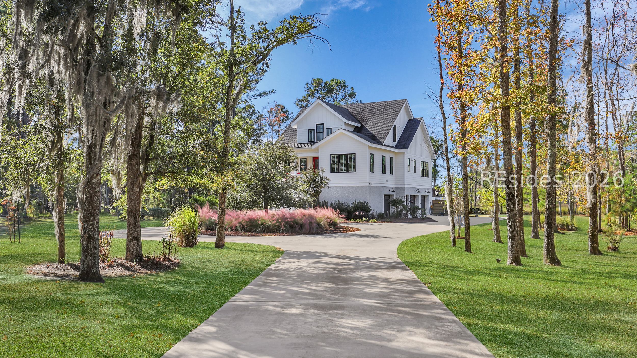 492 Hunters Loop S