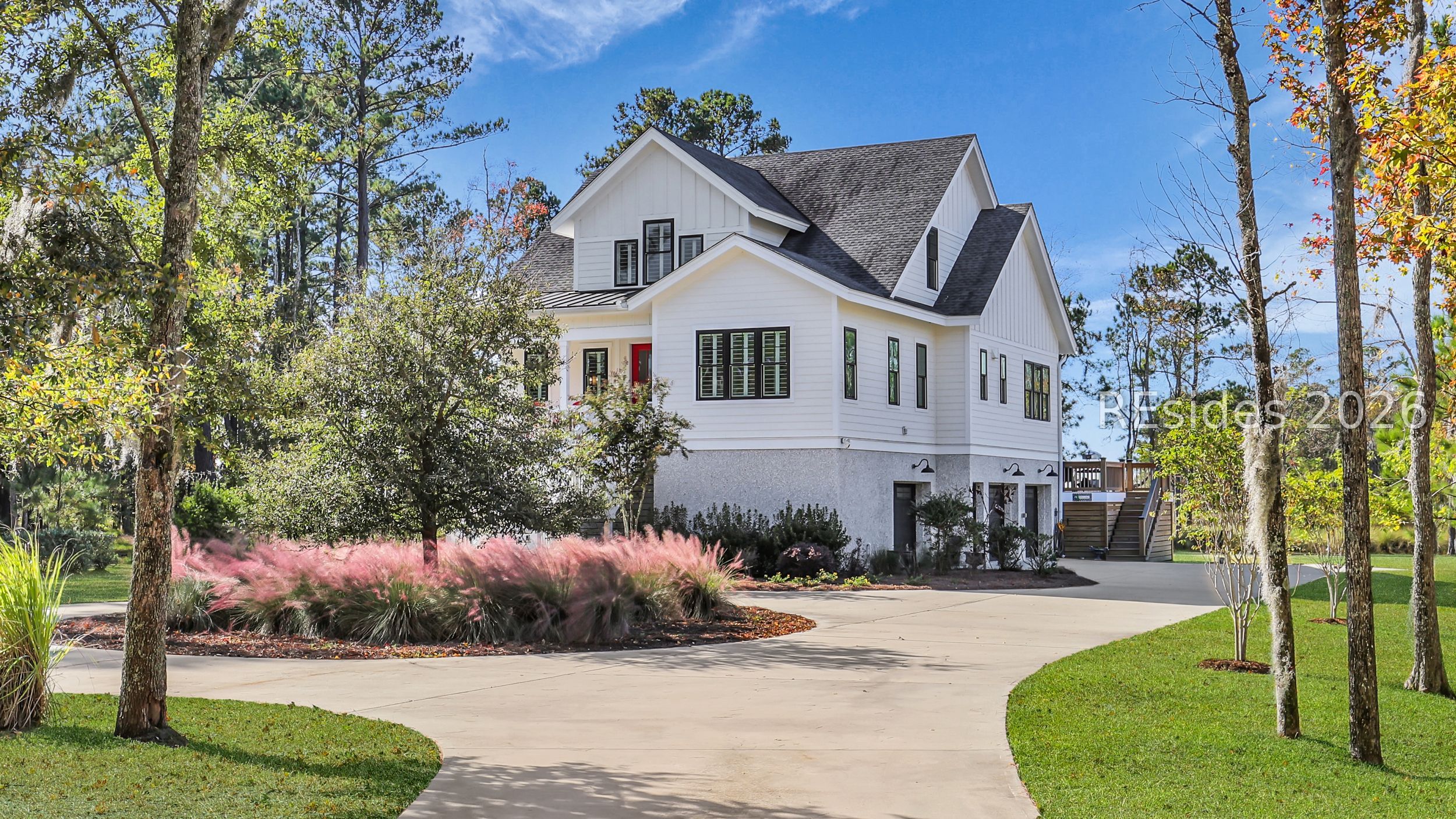 492 Hunters Loop S