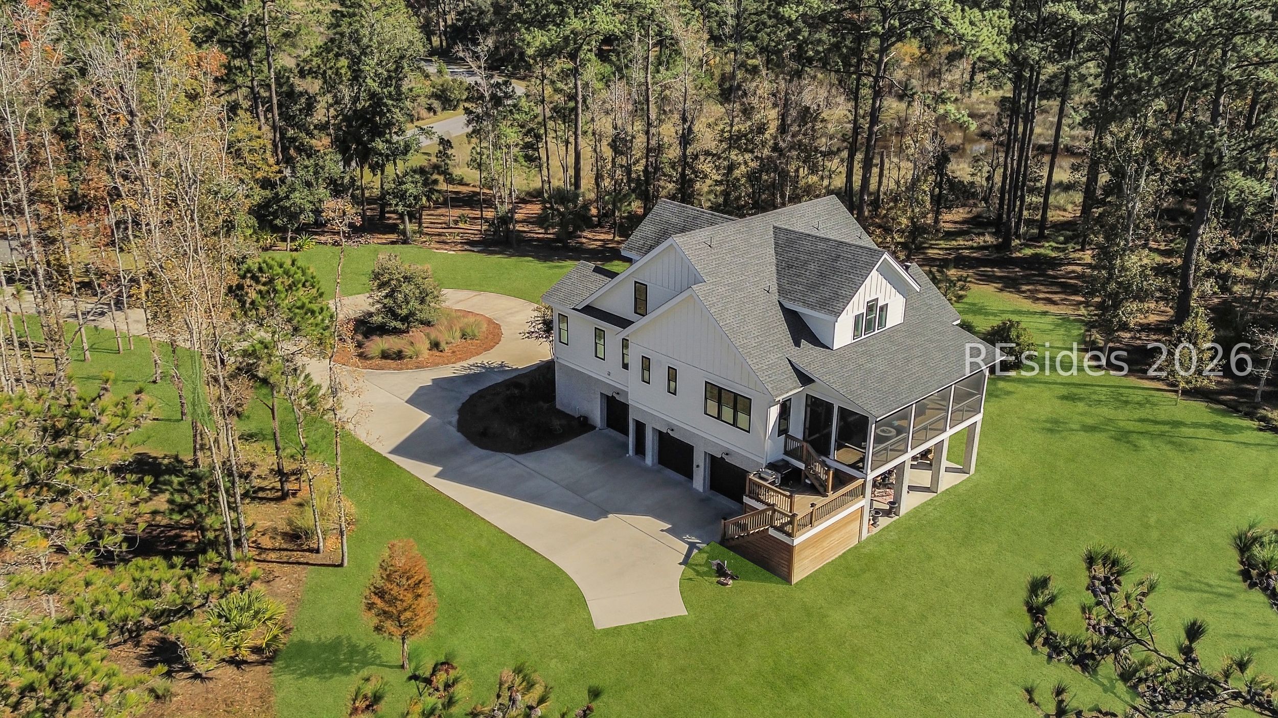 492 Hunters Loop S