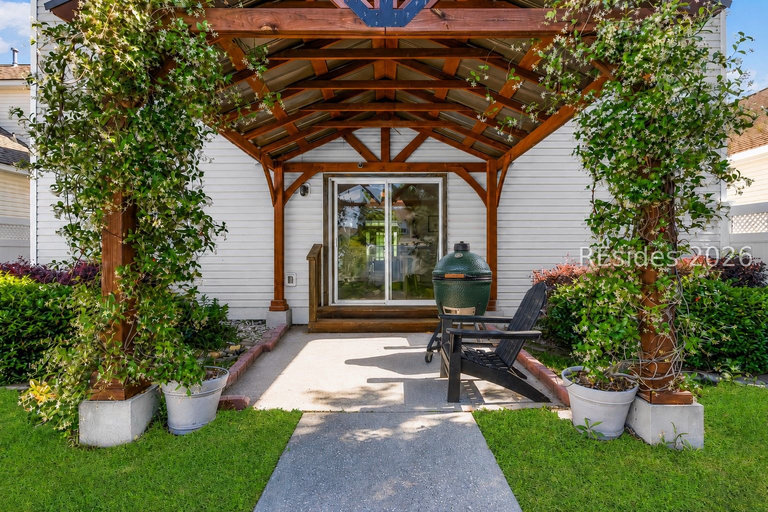 37 5th Avenue