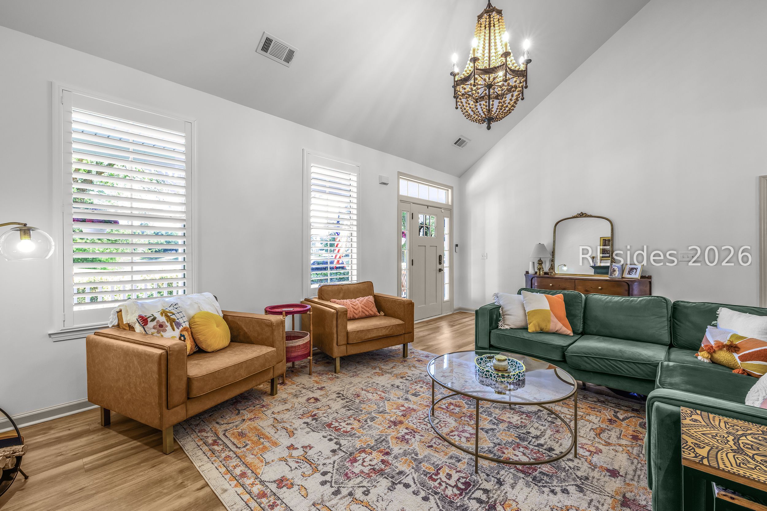 37 5th Avenue
