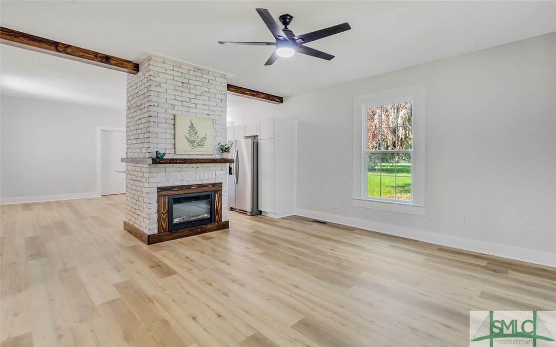 135 SW McQueen Street