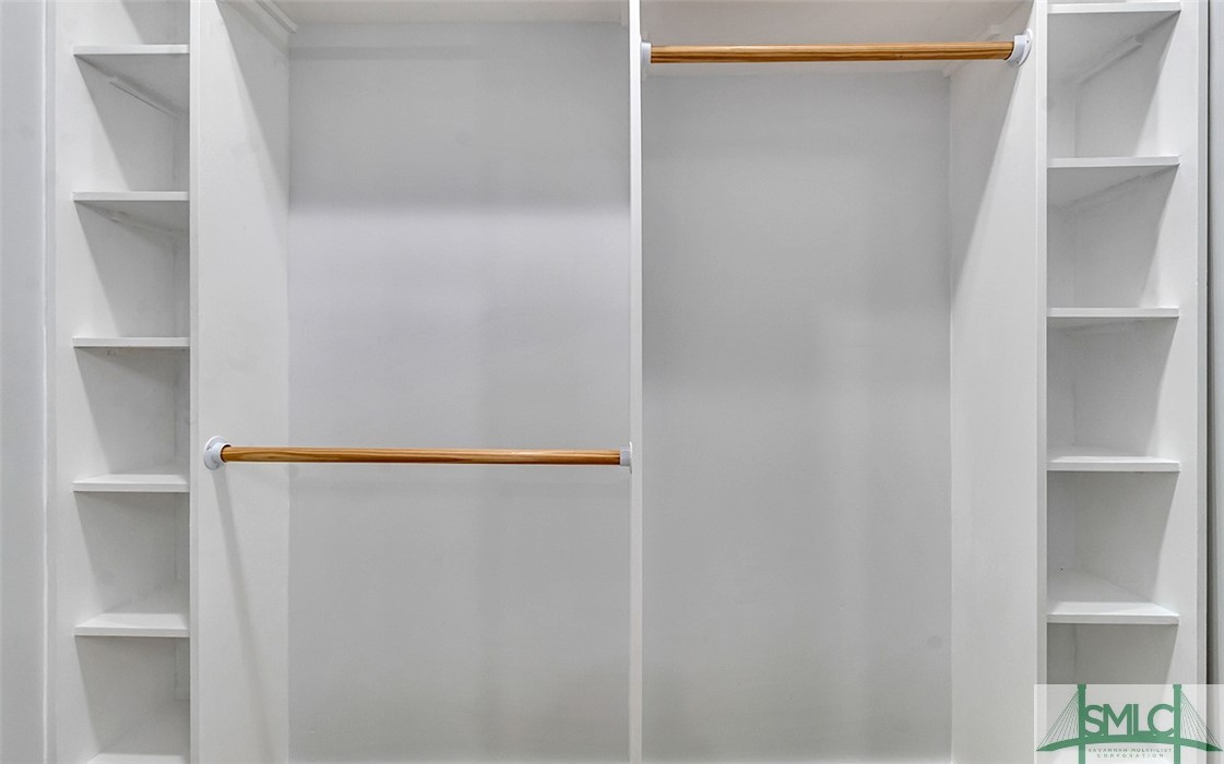 135 SW McQueen Street