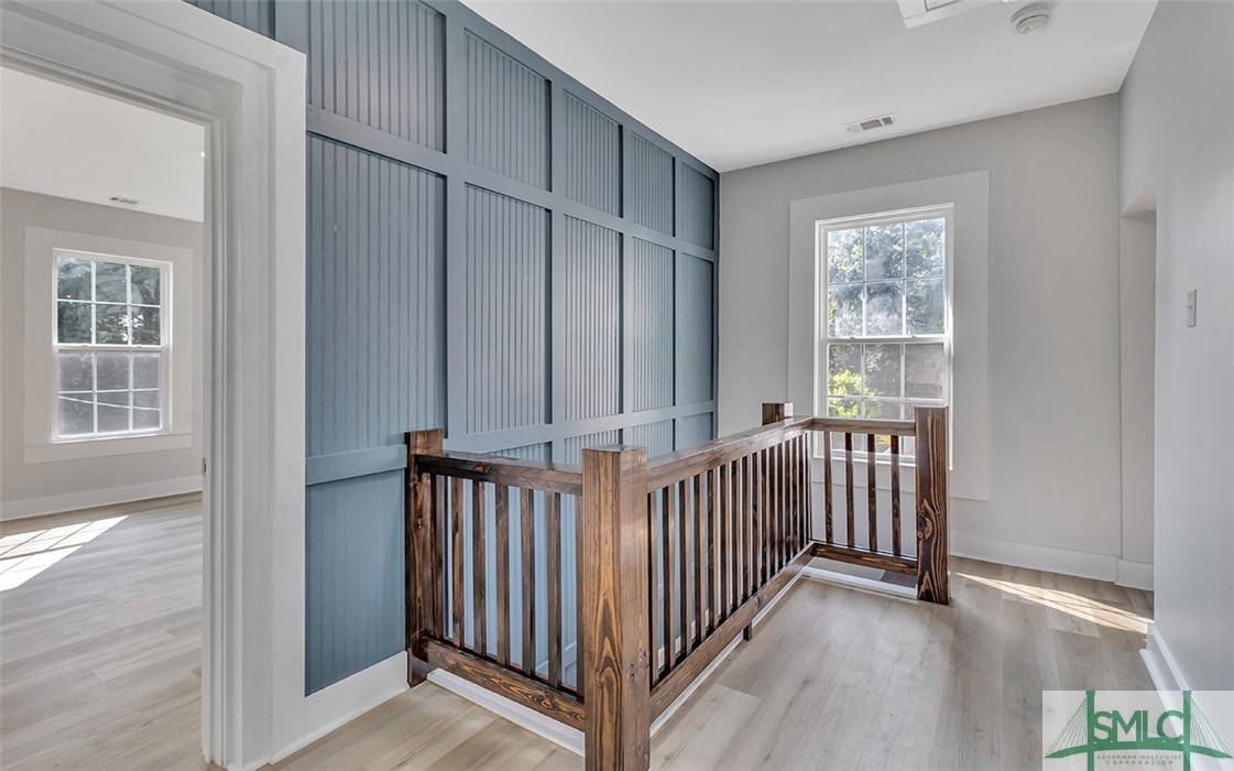 135 SW McQueen Street