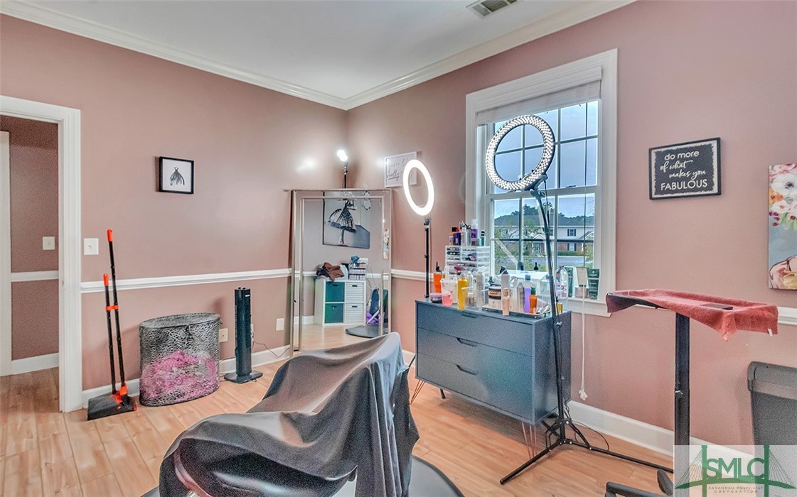 9100 White Bluff Road 406