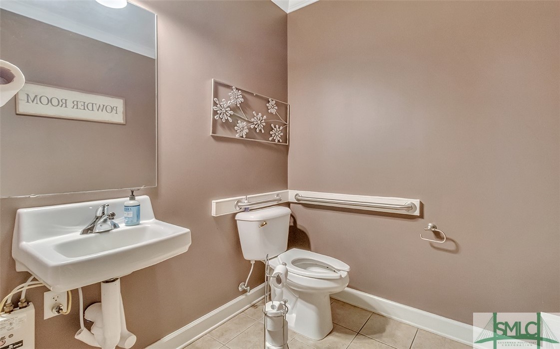 9100 White Bluff Road 406