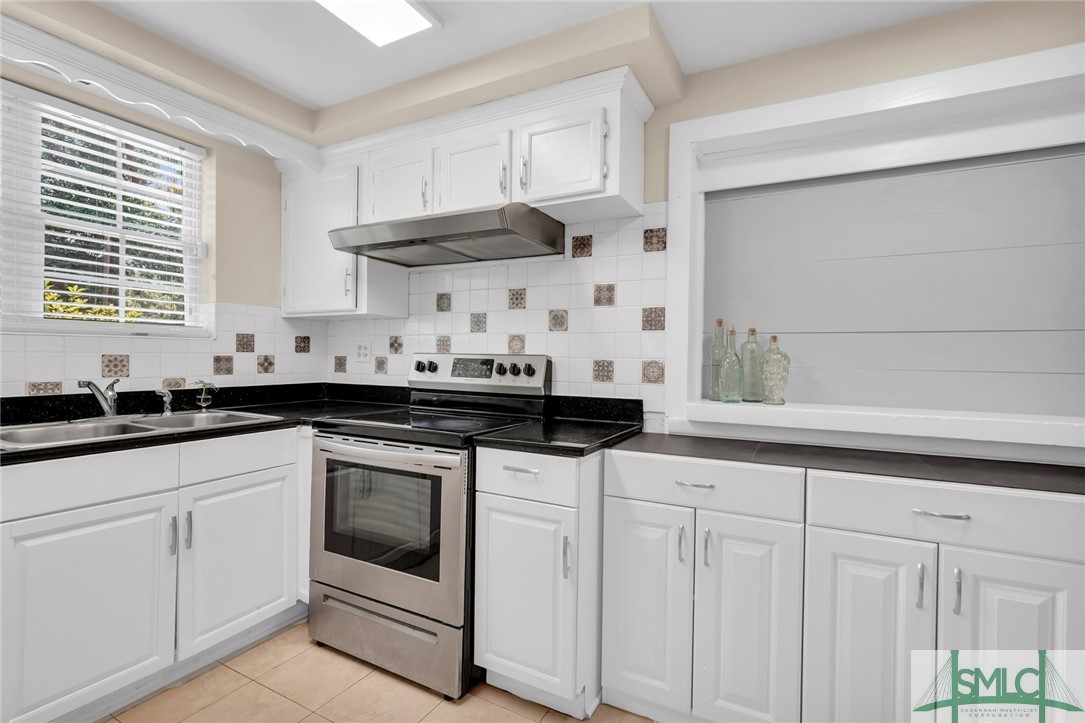 122 E Fairmont Avenue