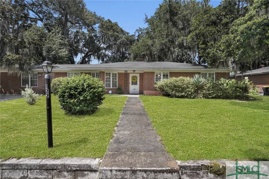 122 E Fairmont Avenue