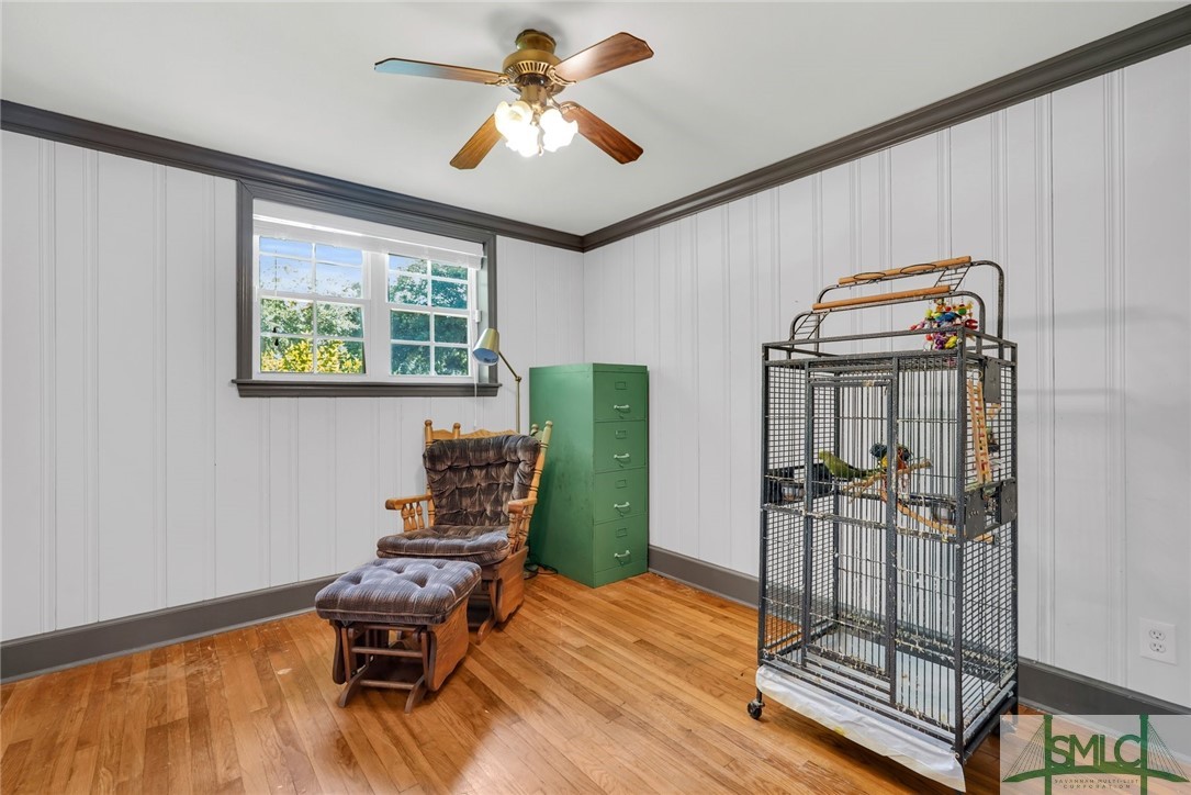 122 E Fairmont Avenue