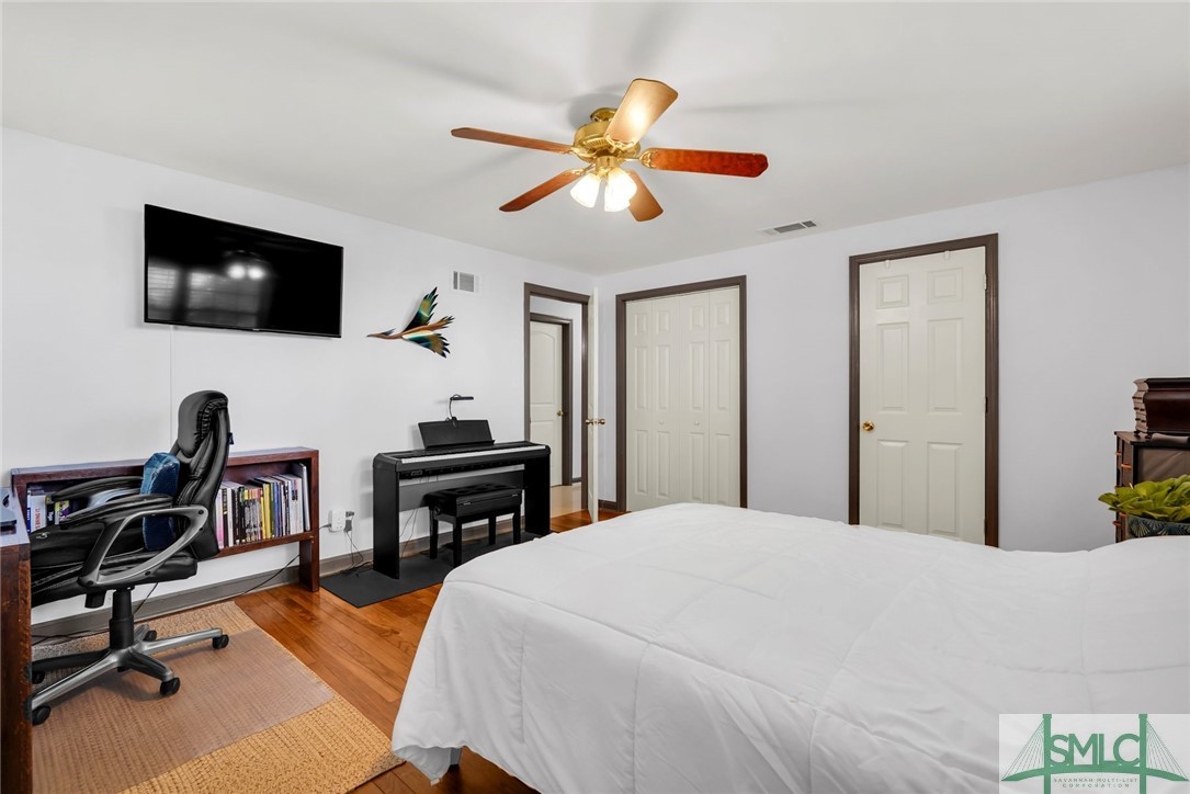 122 E Fairmont Avenue