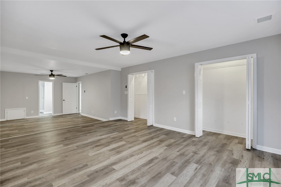 9 QUAIL HOLLOW Court W