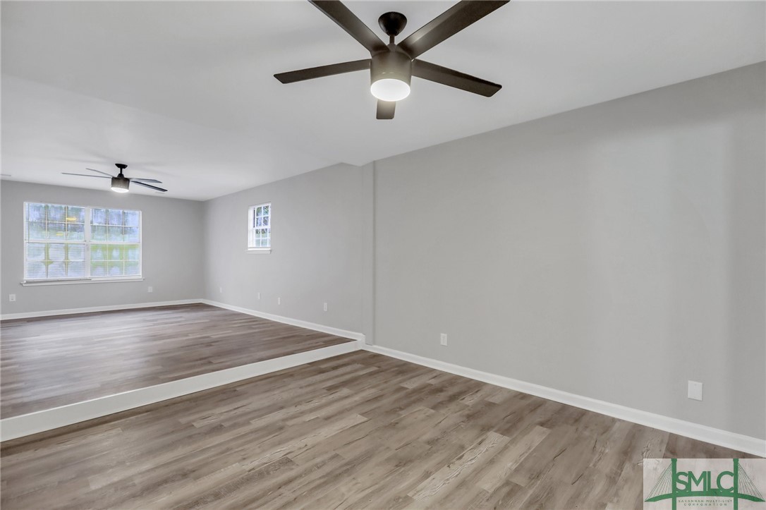 9 QUAIL HOLLOW Court W