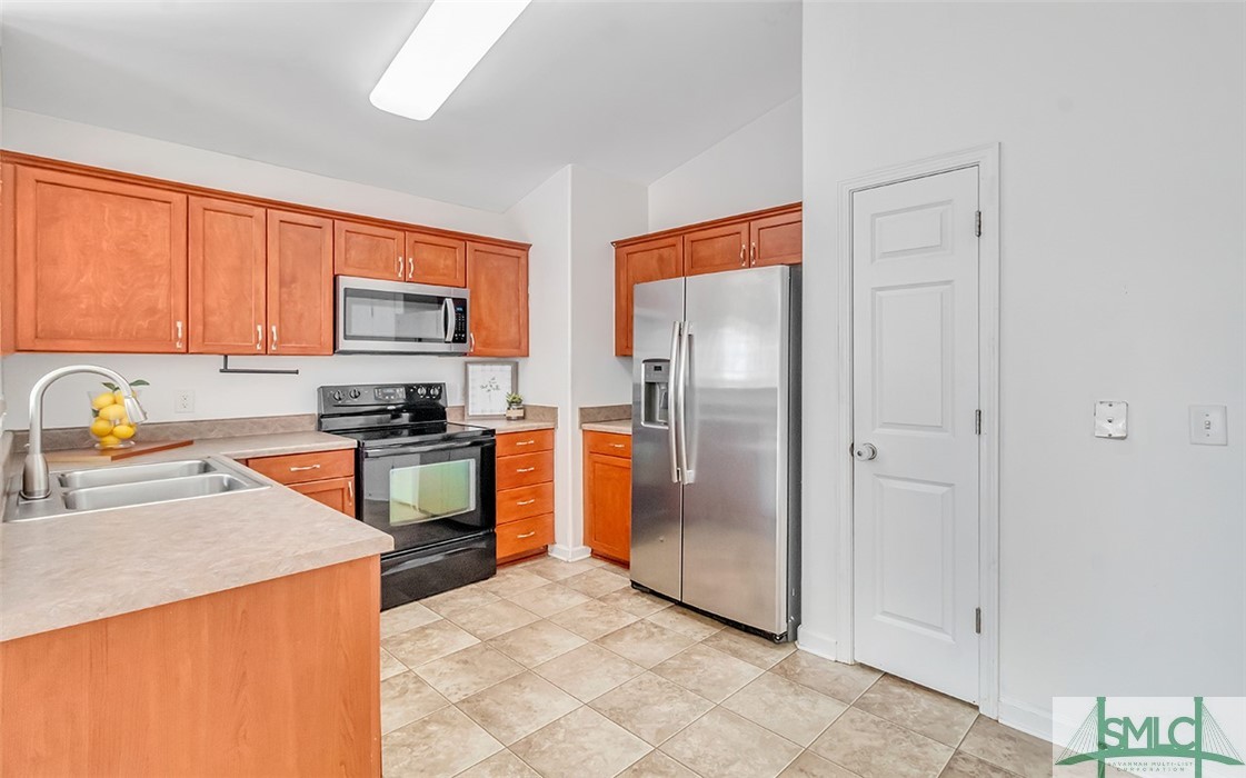 167 Lakepointe Drive