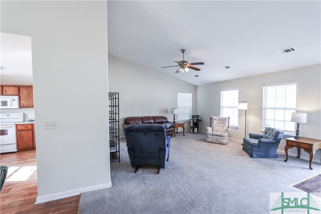 1221 Nautical Drive SE