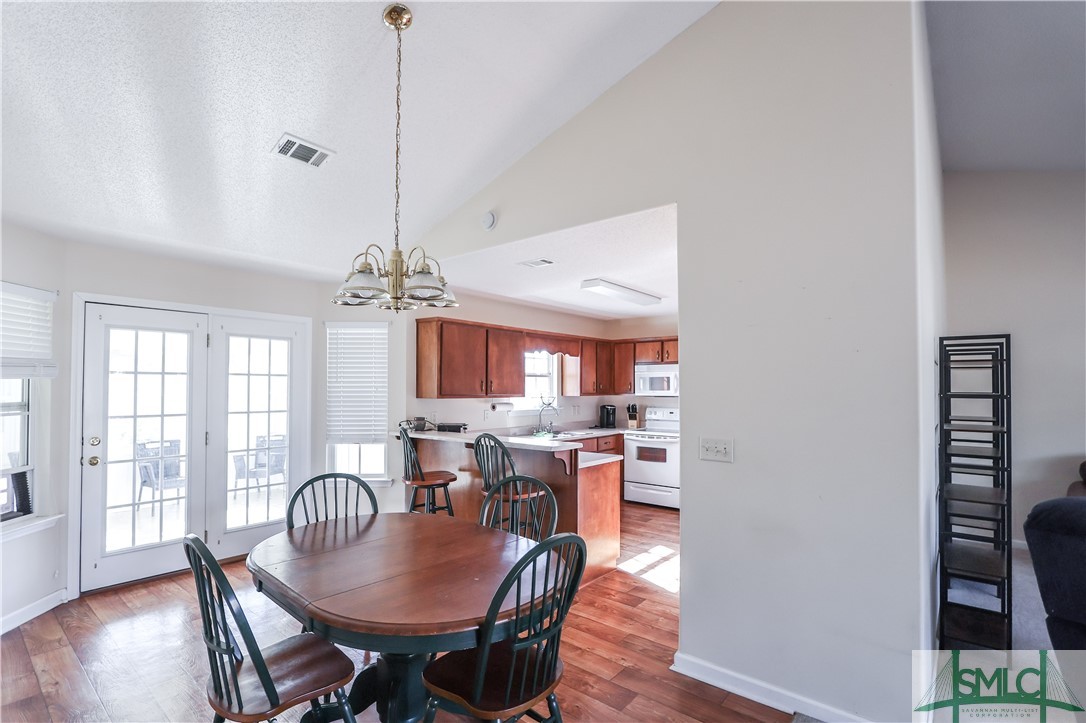 1221 Nautical Drive SE