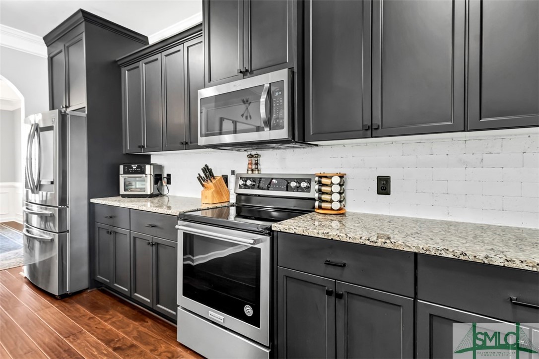 123 Green Paddock Circle