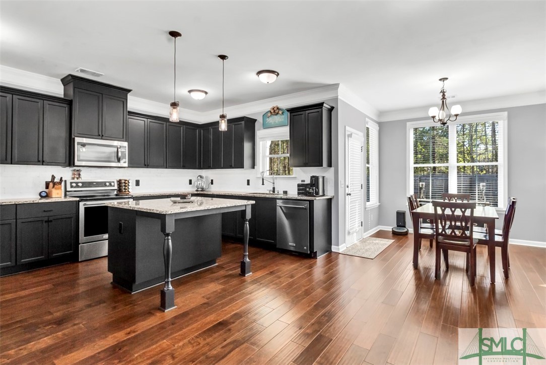 123 Green Paddock Circle