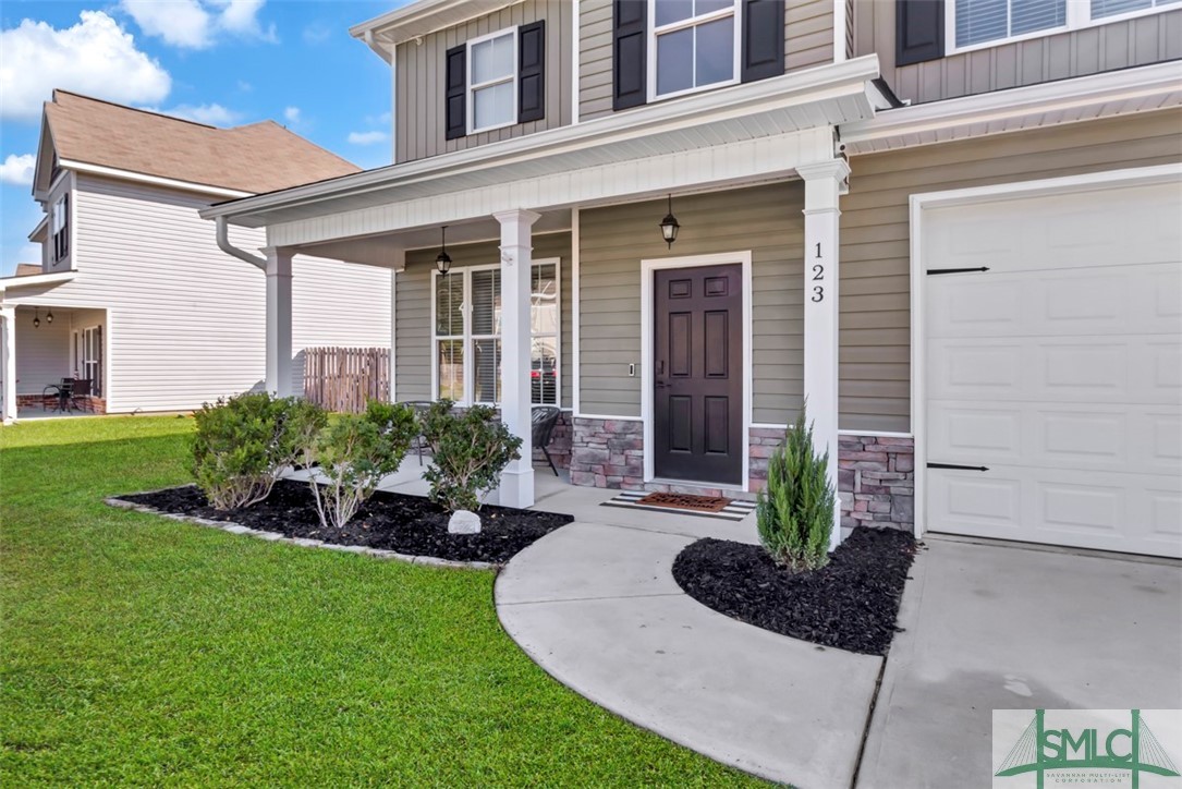 123 Green Paddock Circle