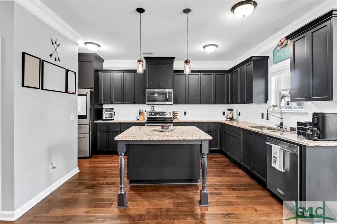 123 Green Paddock Circle