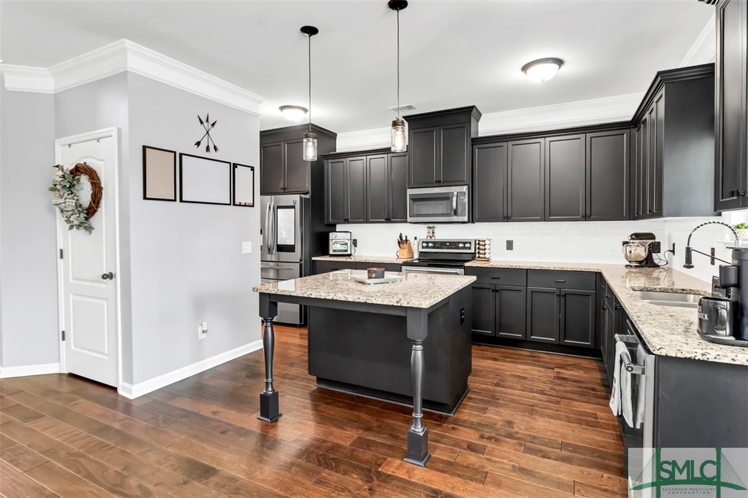 123 Green Paddock Circle