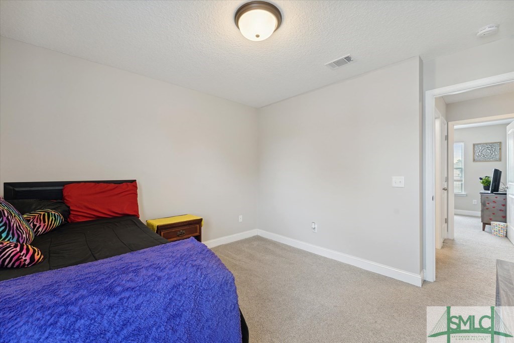 117 SE Allen Rawls Way