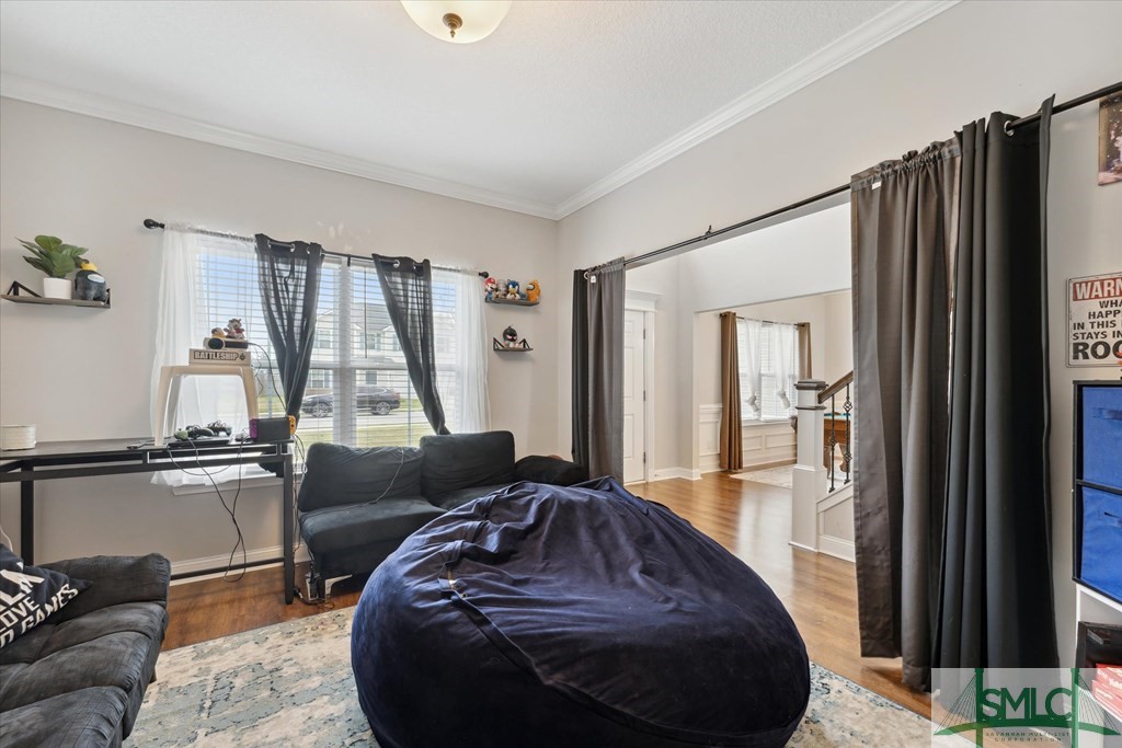 117 SE Allen Rawls Way