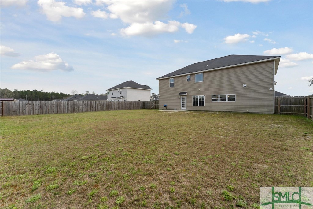 117 SE Allen Rawls Way