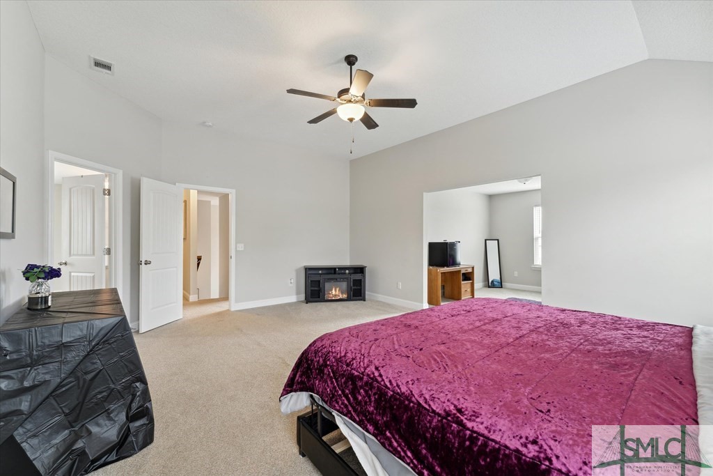 117 SE Allen Rawls Way