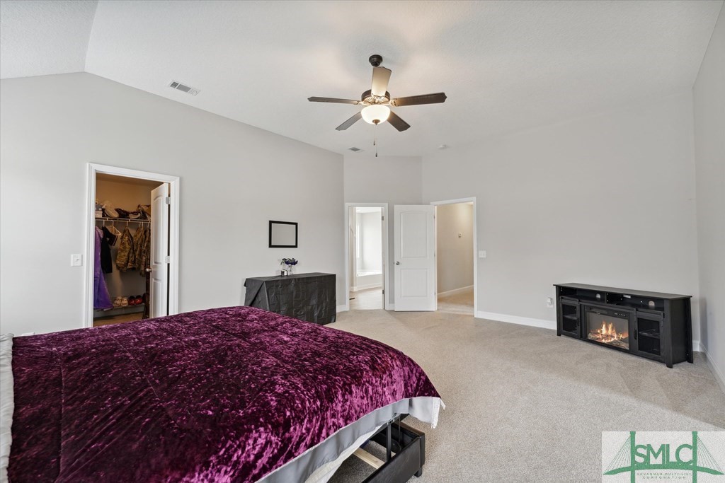 117 SE Allen Rawls Way