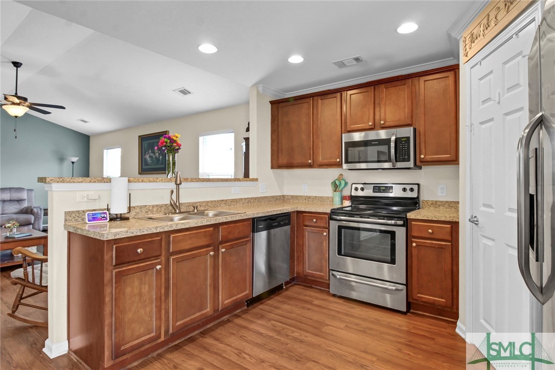 109 Roseberry Circle