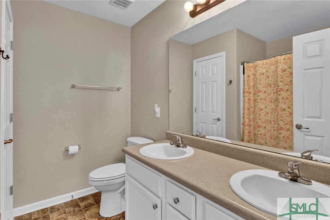 109 Roseberry Circle