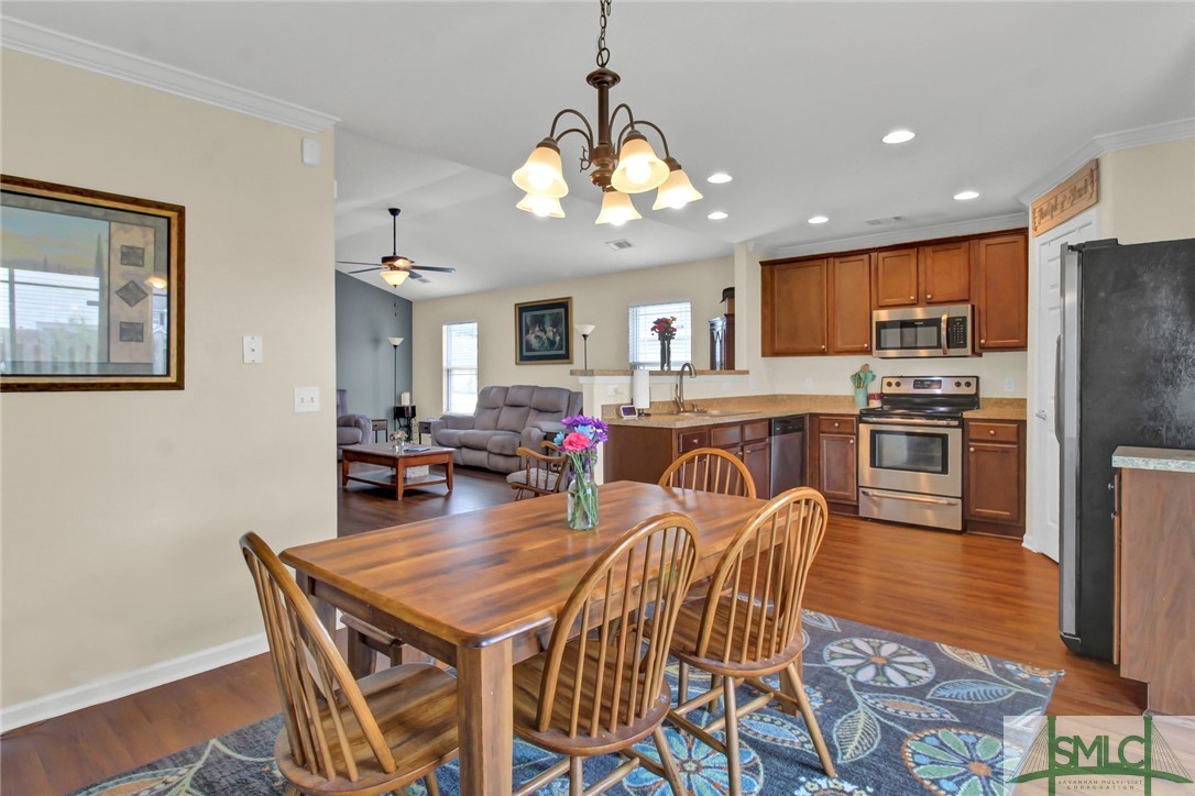 109 Roseberry Circle