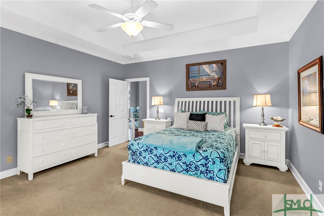 33 Lake Heron Court W