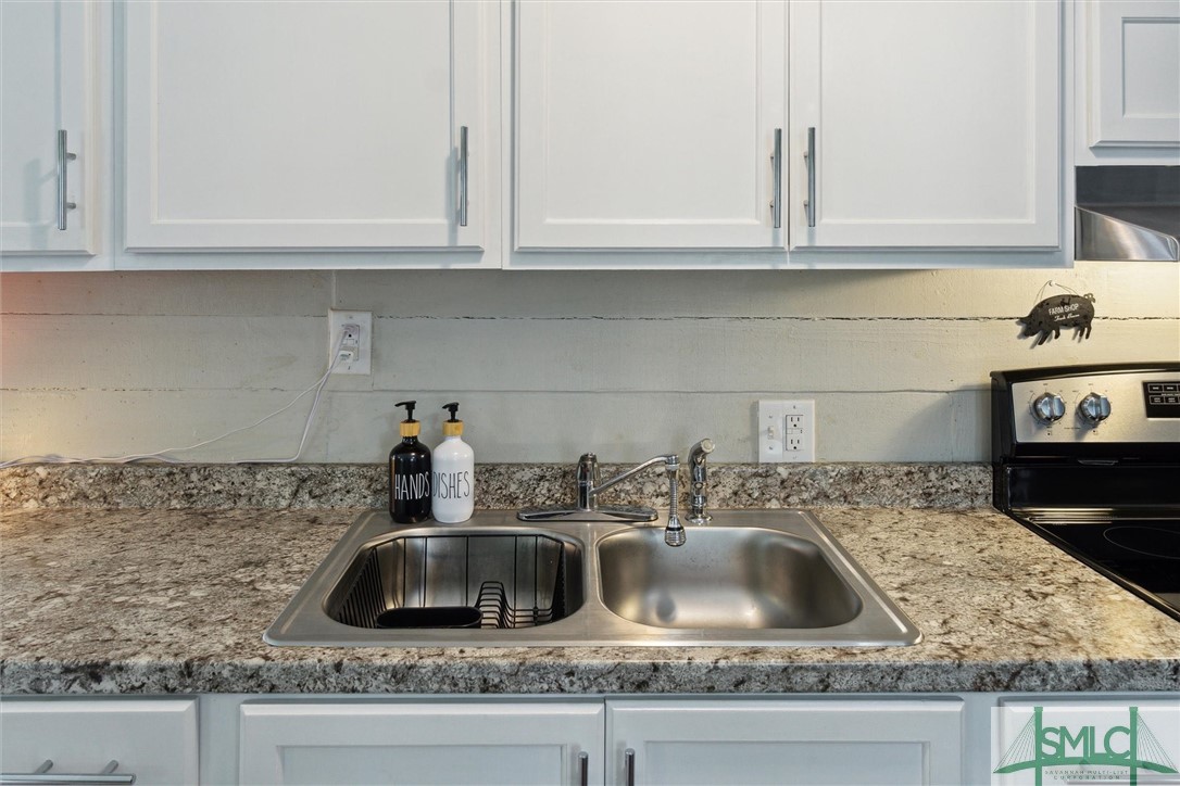 4135 Old Dixie Highway S