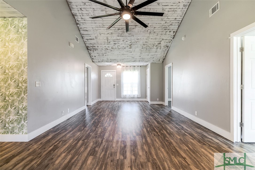 211 Middle Creek Road