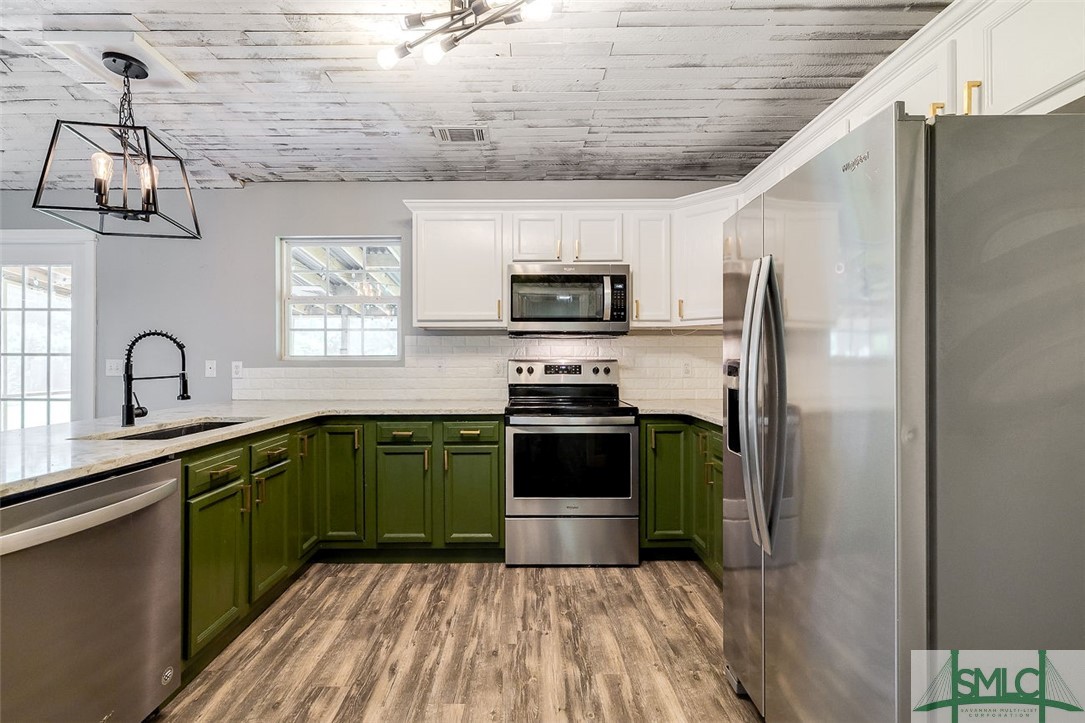 211 Middle Creek Road