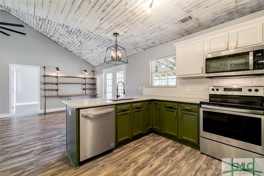 211 Middle Creek Road