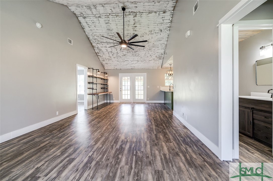 211 Middle Creek Road