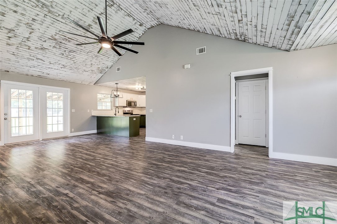 211 Middle Creek Road