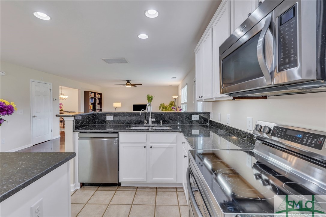 429 Lions Den Drive