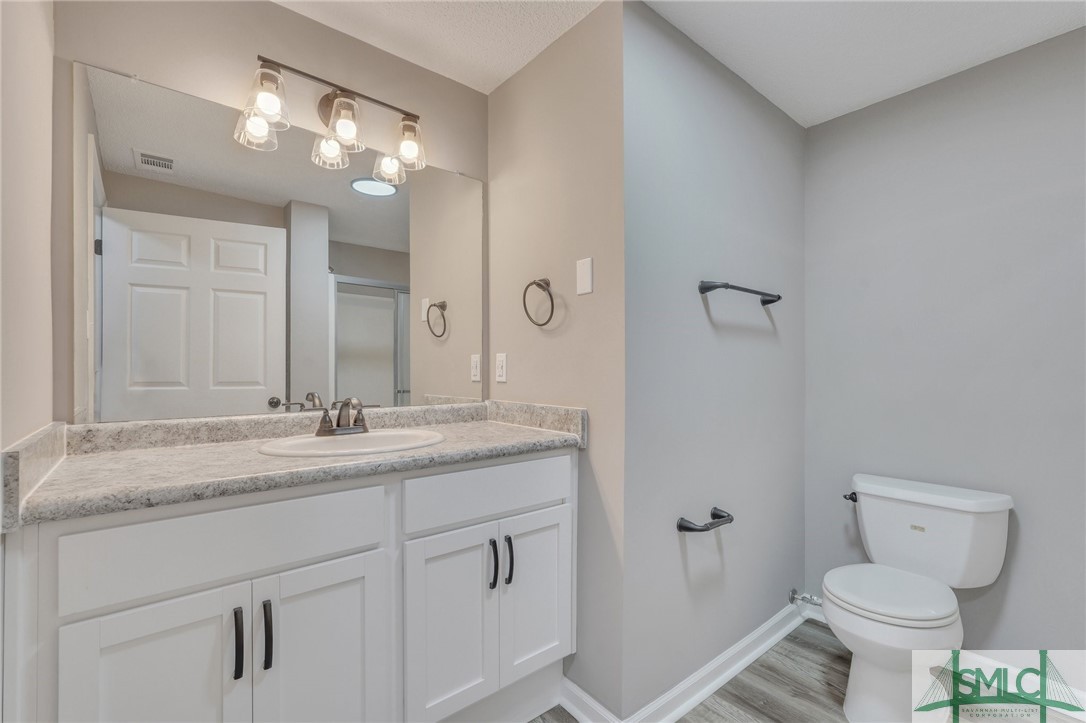 211 Edgewater Road A