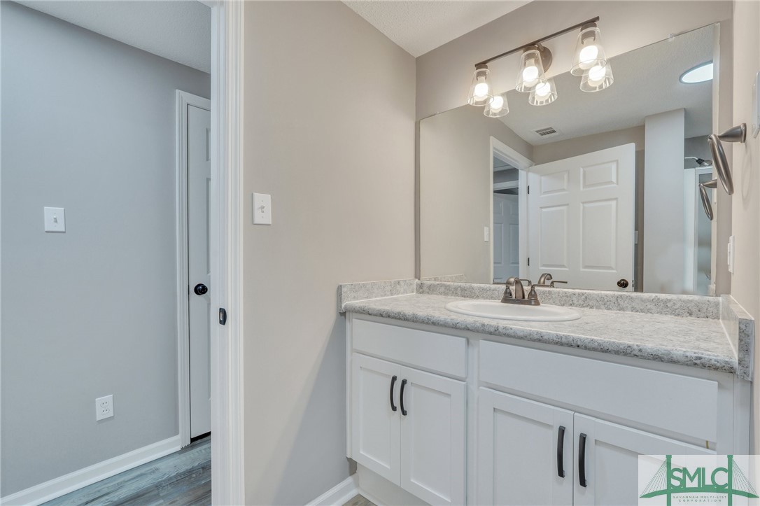 211 Edgewater Road A