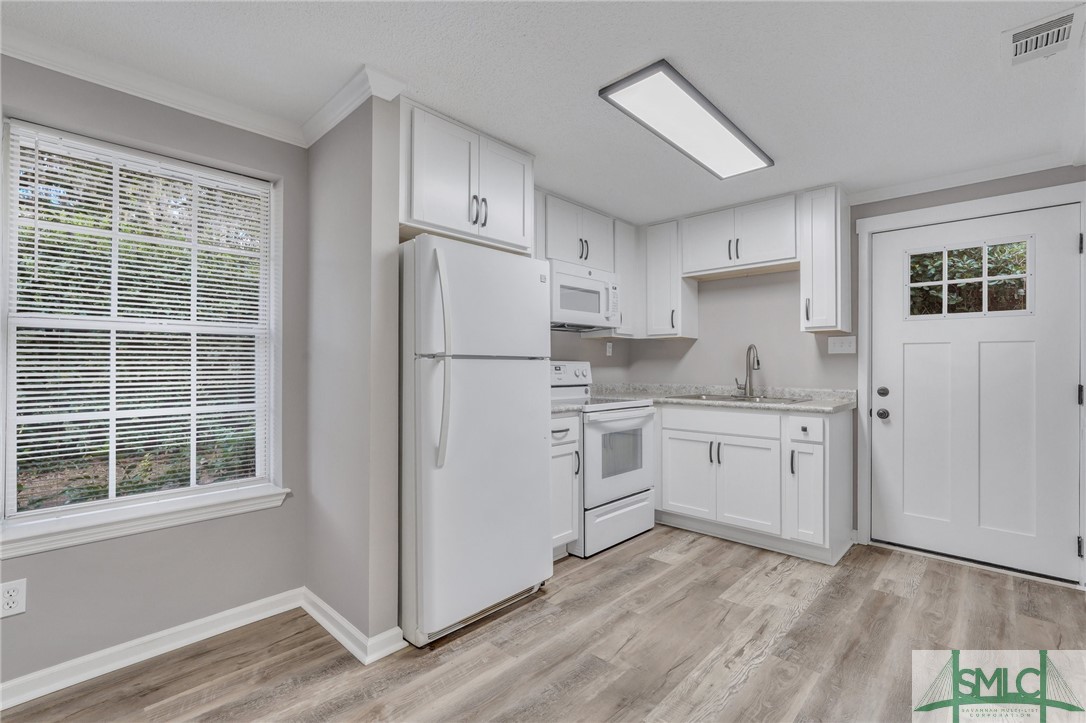 211 Edgewater Road A