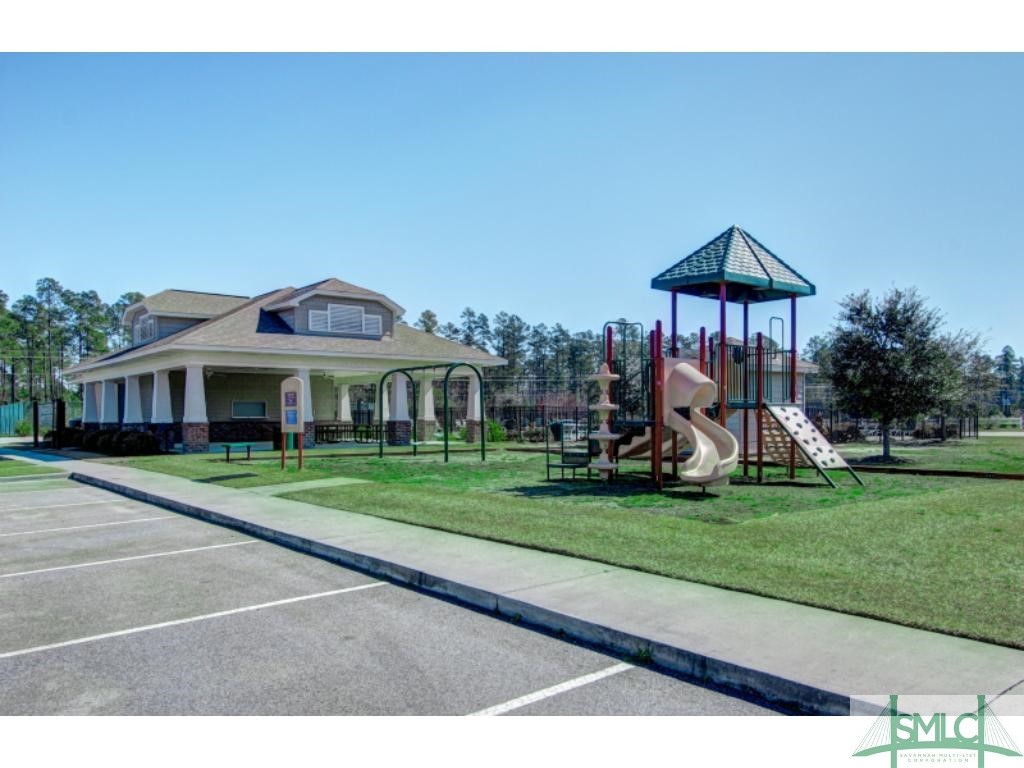 132 Green Paddock Circle