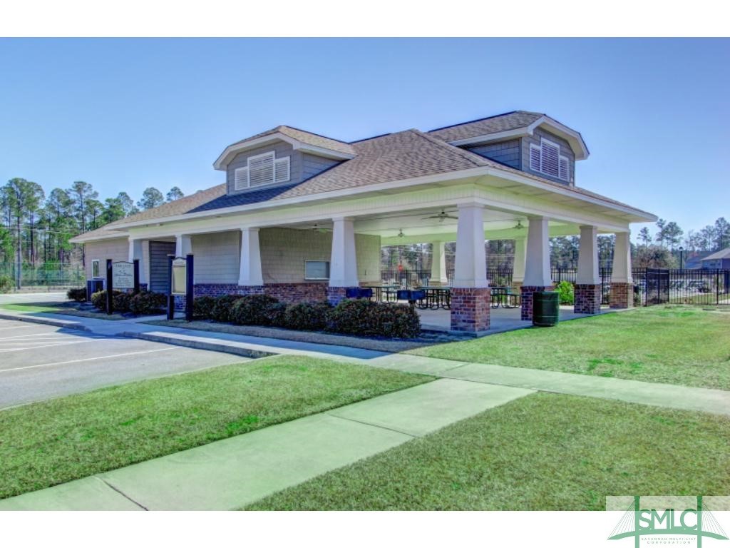 132 Green Paddock Circle