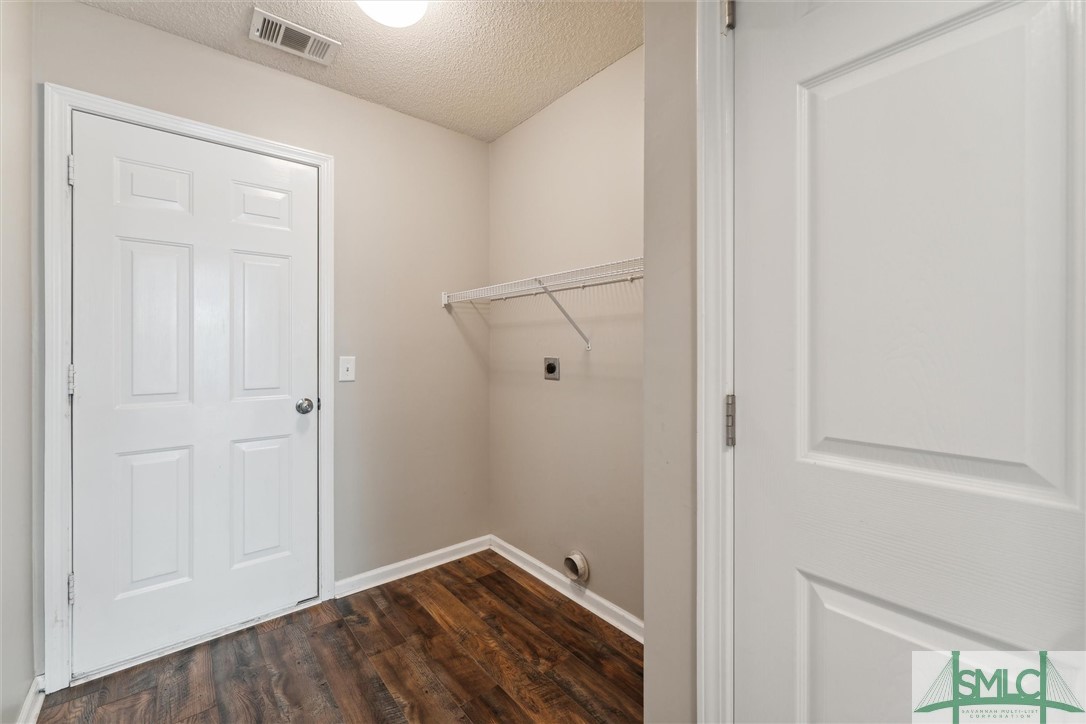 233 Pampas Drive