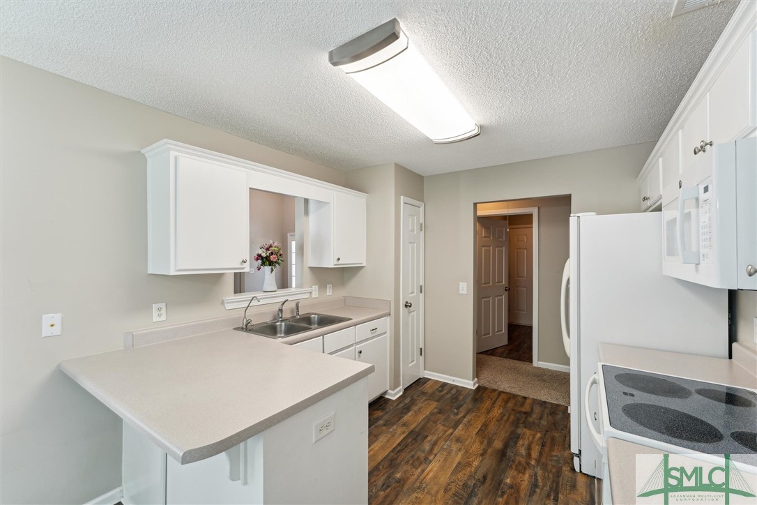 233 Pampas Drive