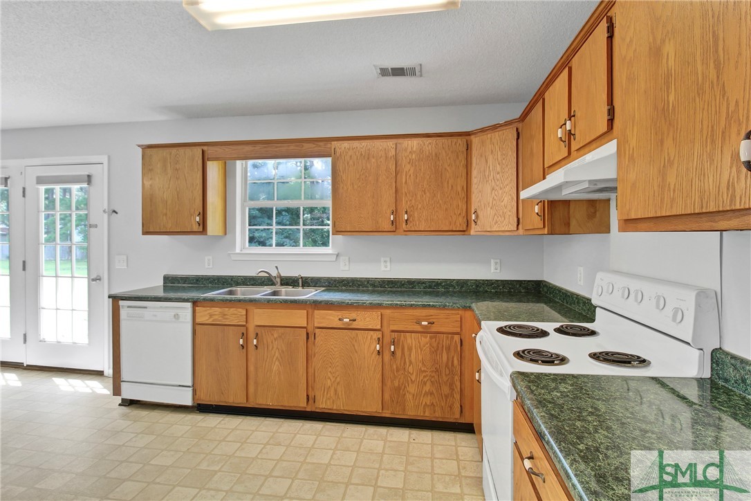 4 Jasmine Drive