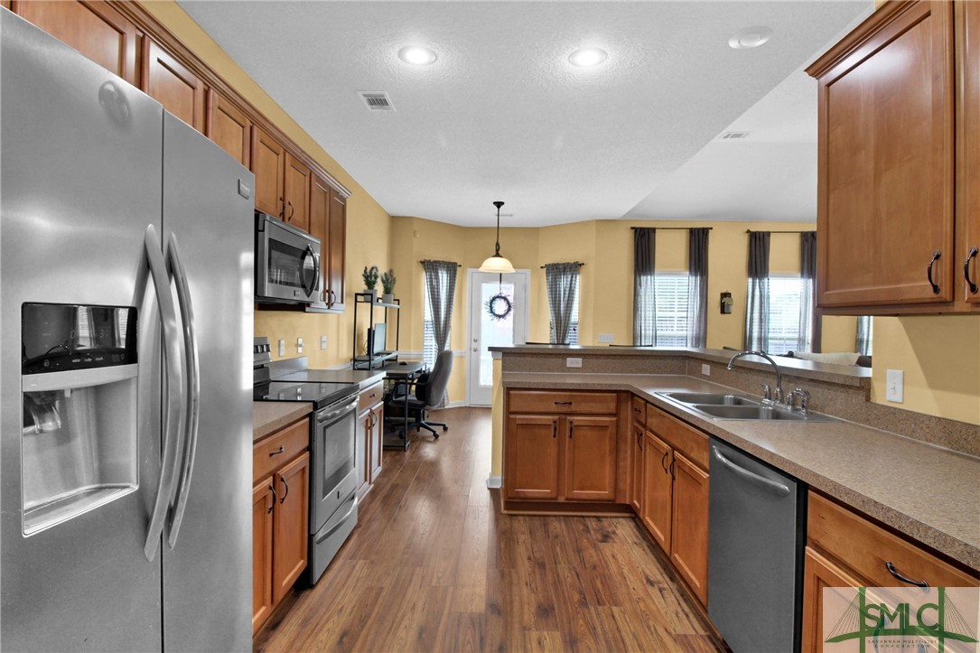 123 Willow Point Circle