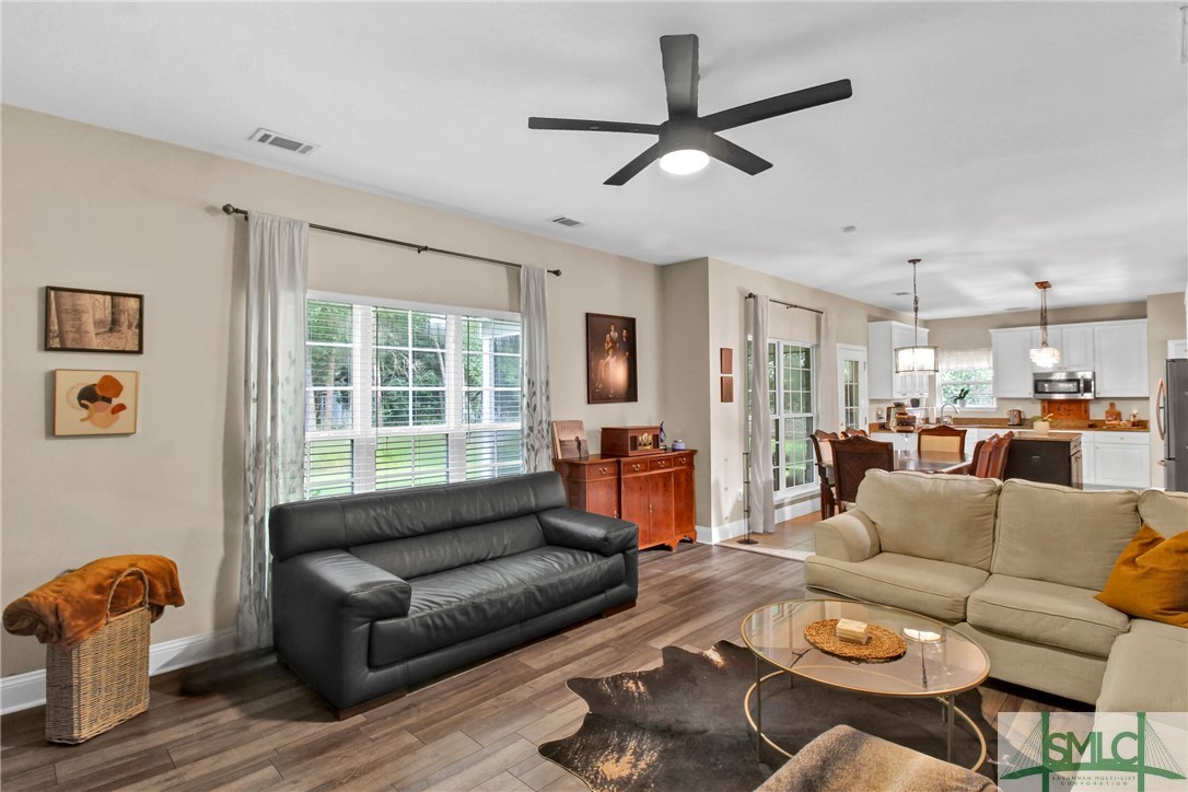 62 Roswell Trail